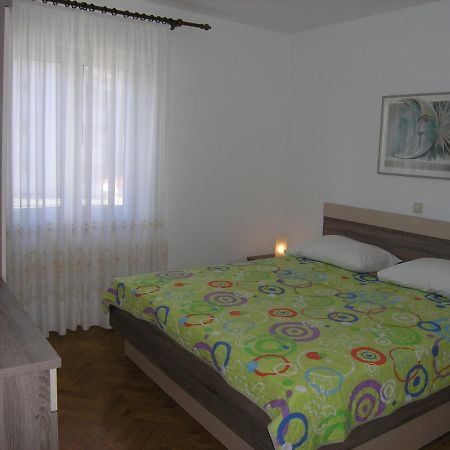 Apartments Biljana For Relaxing Holidays In Baska Exteriér fotografie