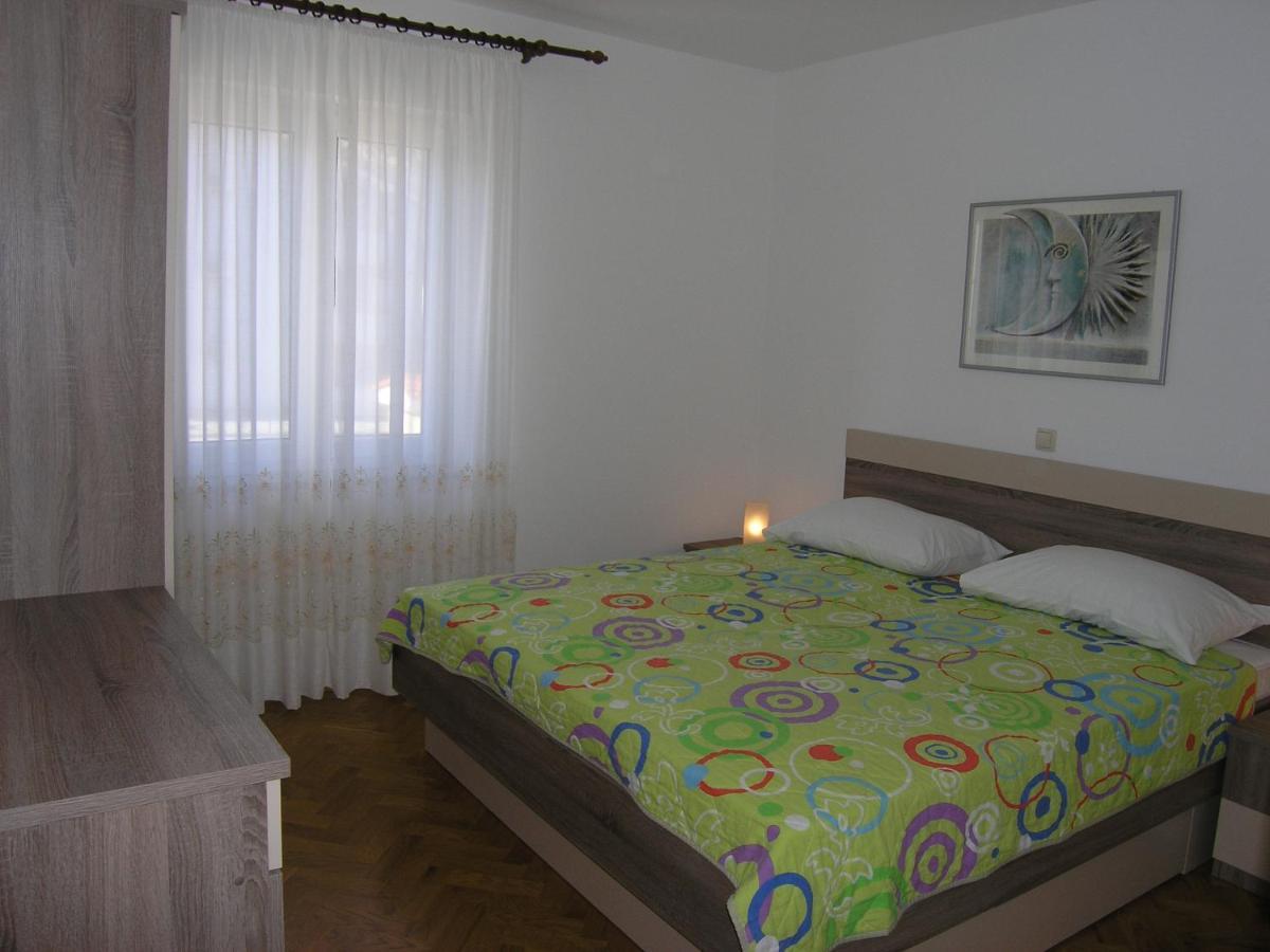 Apartments Biljana For Relaxing Holidays In Baska Exteriér fotografie